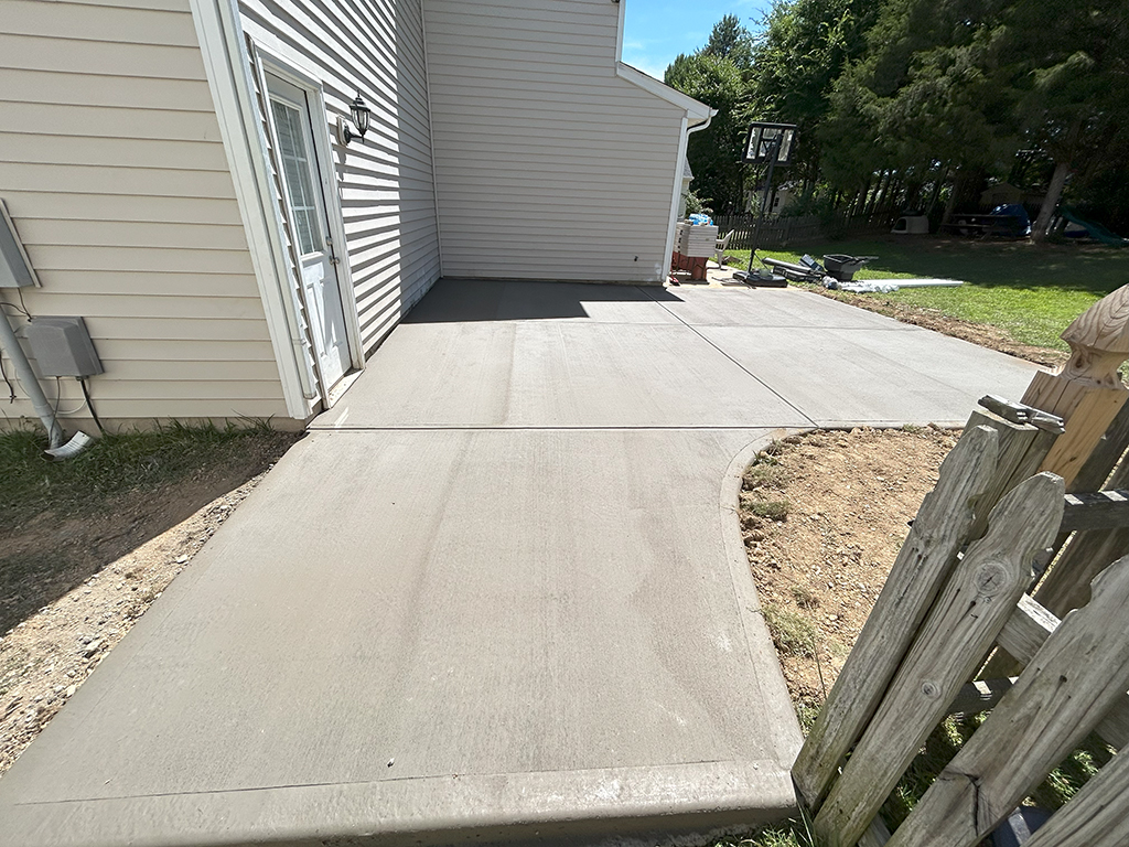 Concrete Patio(6)